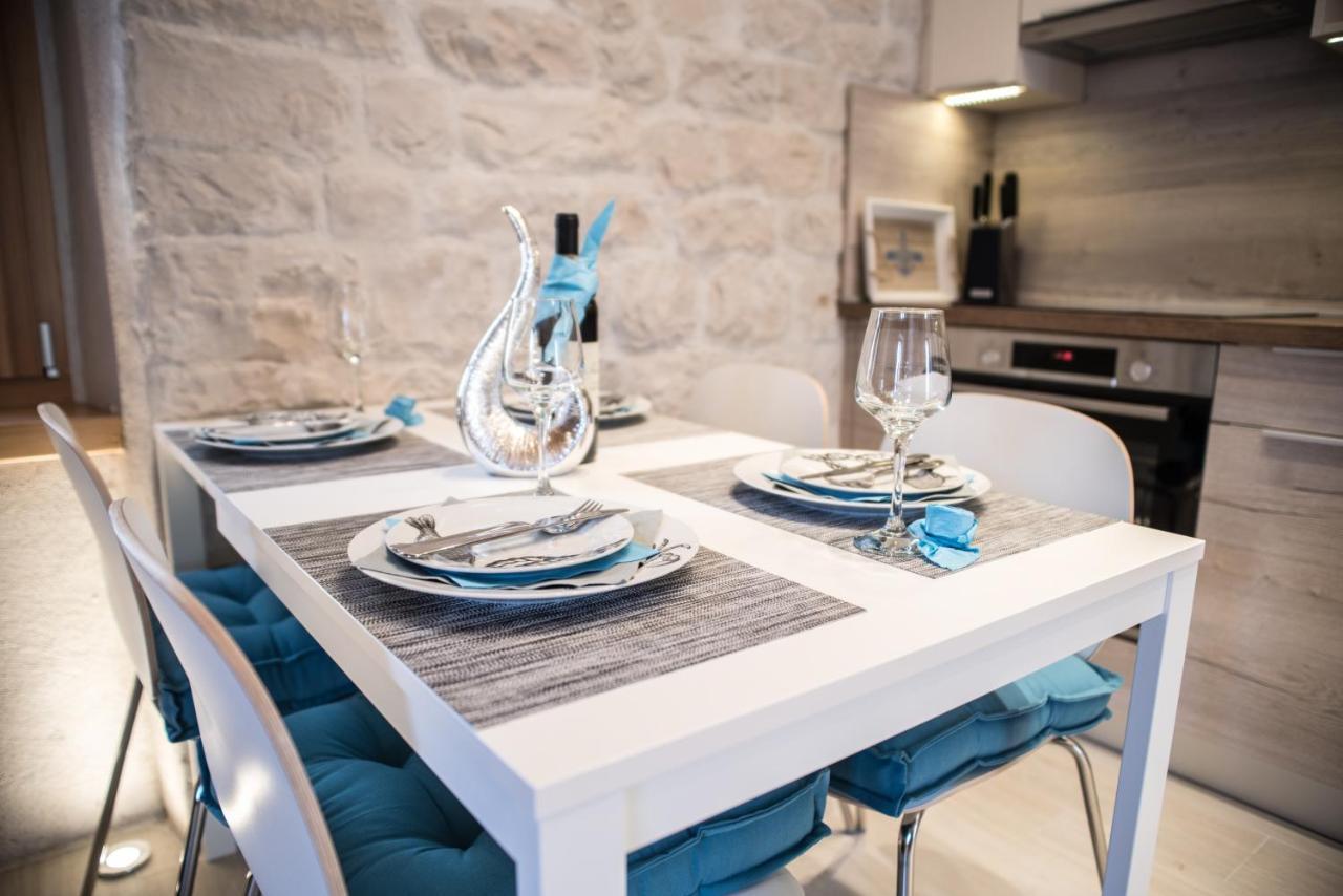 Limestone Heritage House Trogir Extérieur photo