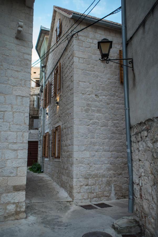 Limestone Heritage House Trogir Extérieur photo